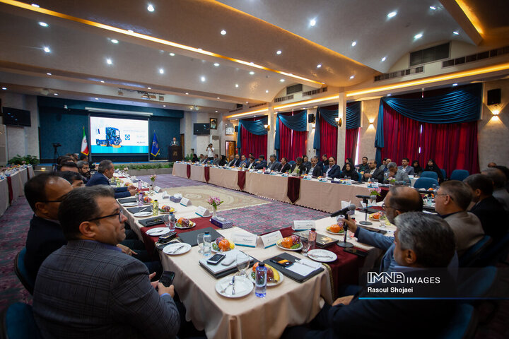 نشست تخصصی مدیران عامل و رؤسای سازمان‌ها و شرکت‌های مدیریت پسماند شهرداری‌های کشور