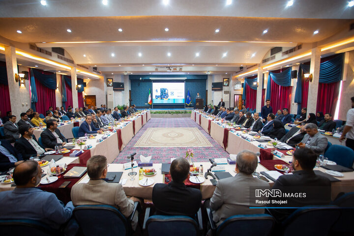 نشست تخصصی مدیران عامل و رؤسای سازمان‌ها و شرکت‌های مدیریت پسماند شهرداری‌های کشور