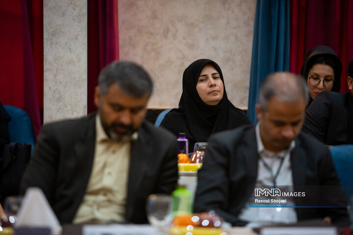 نشست تخصصی مدیران عامل و رؤسای سازمان‌ها و شرکت‌های مدیریت پسماند شهرداری‌های کشور