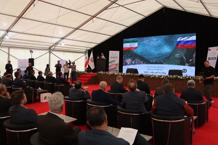 مطالعات زمین‌شناسی پروژه راه‌آهن رشت-آستارا آغاز شد