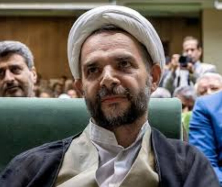 تحویل ۳ میلیون و ۵۰۰ هزار سند تک برگ به مردم