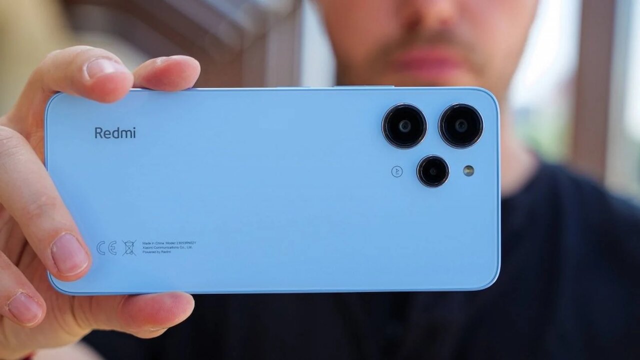 مشخصات Samsung A۱۶ و Xiaomi Redmi ۱۲ + قیمت، عکس