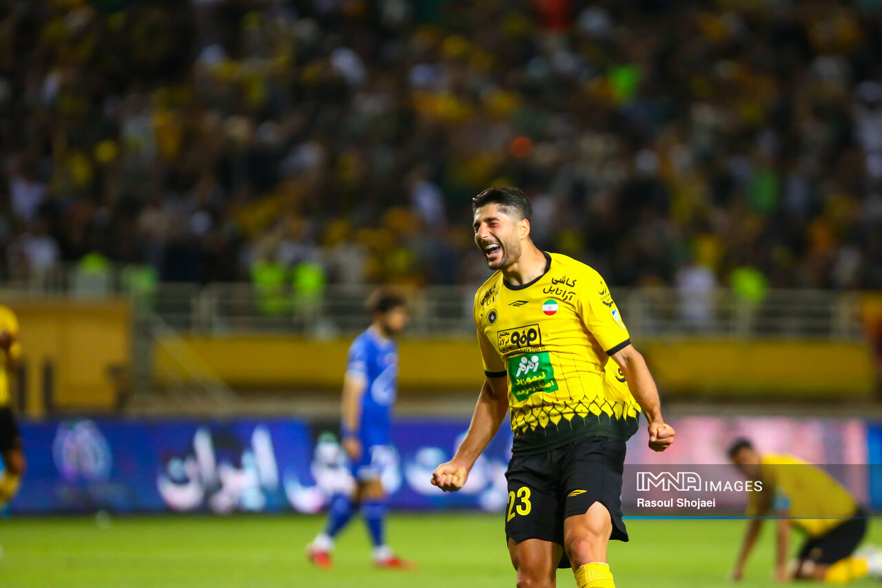 از مستطیل سبز تا نیمکت تیمهای مطرح / فوتبال به سبک آینده