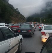 ترافیک در محورهای کندوان و هراز پرحجم و سنگین است