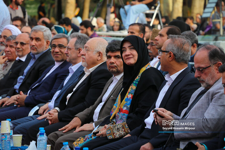 بزرگداشت حکیم ابوالقاسم فردوسی در طوس