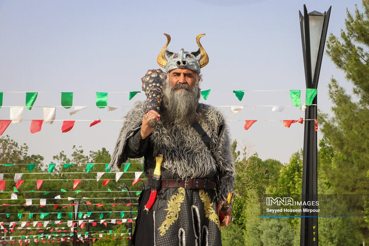 بزرگداشت حکیم ابوالقاسم فردوسی در طوس