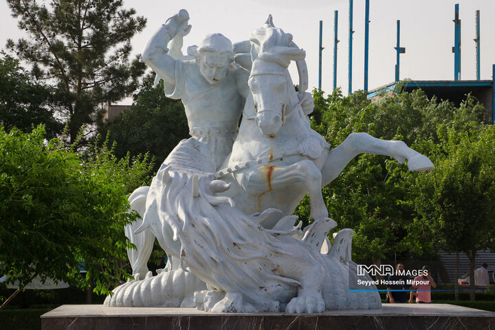 بزرگداشت حکیم ابوالقاسم فردوسی در طوس