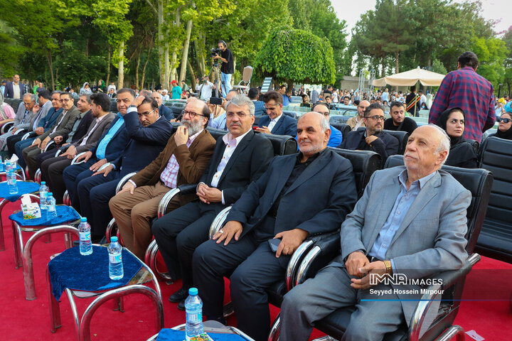 بزرگداشت حکیم ابوالقاسم فردوسی در طوس