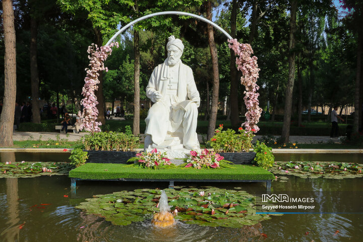 بزرگداشت حکیم ابوالقاسم فردوسی در طوس