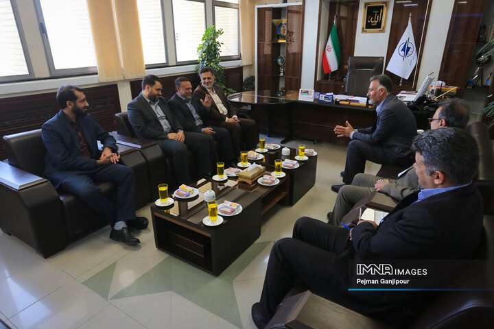 بازدید سرزده دادستان اصفهان از فرودگاه شهید بهشتی