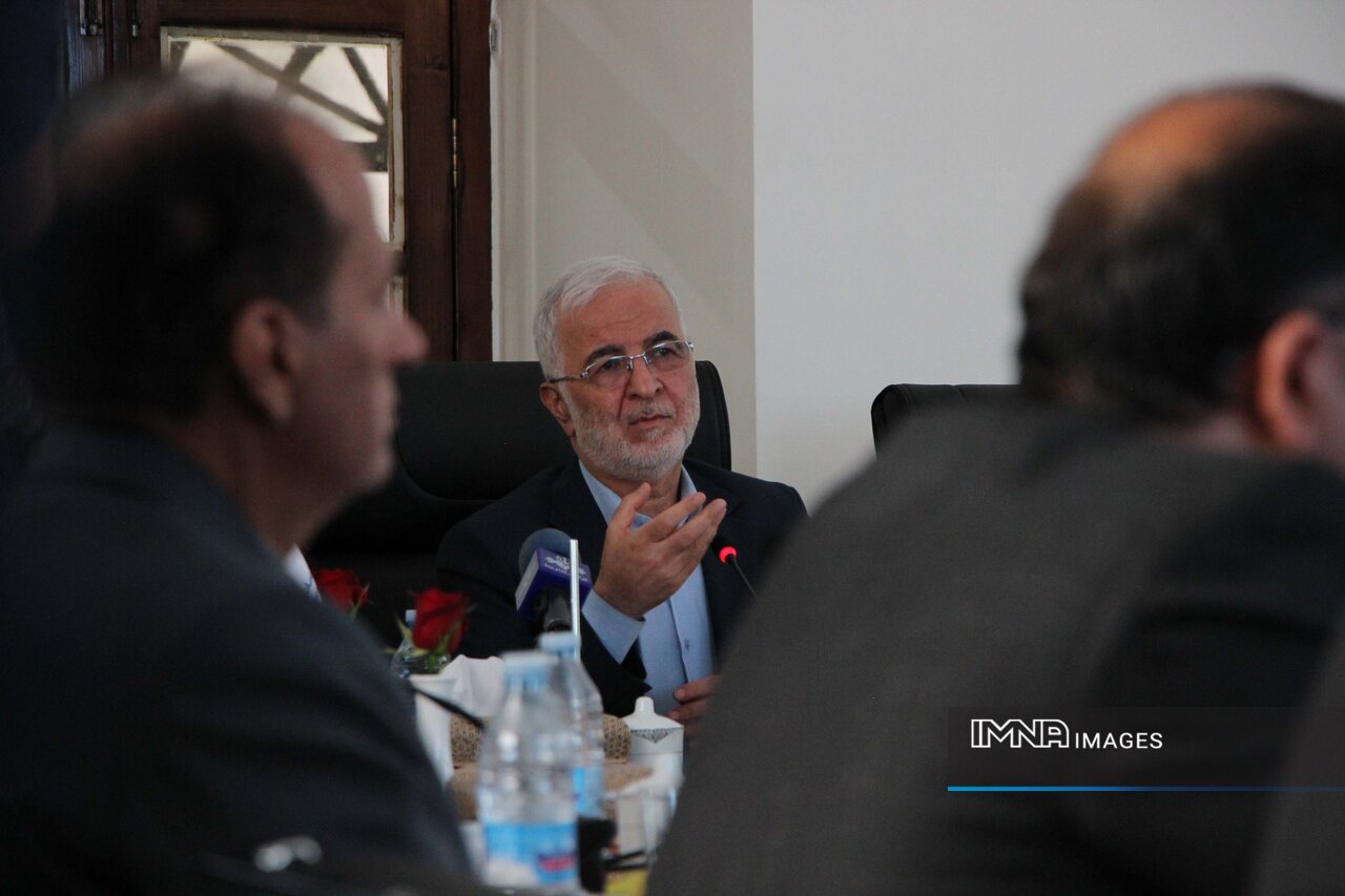 کرمان پیشگام جذب سرمایهگذاری و تسهیل فعالیتهای اقتصادی در کشور