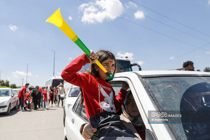 جشن قهرمانی تراکتور