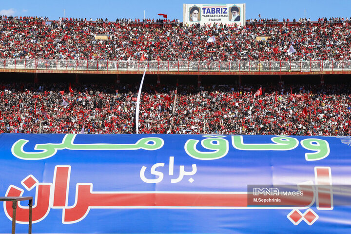 جشن قهرمانی تراکتور