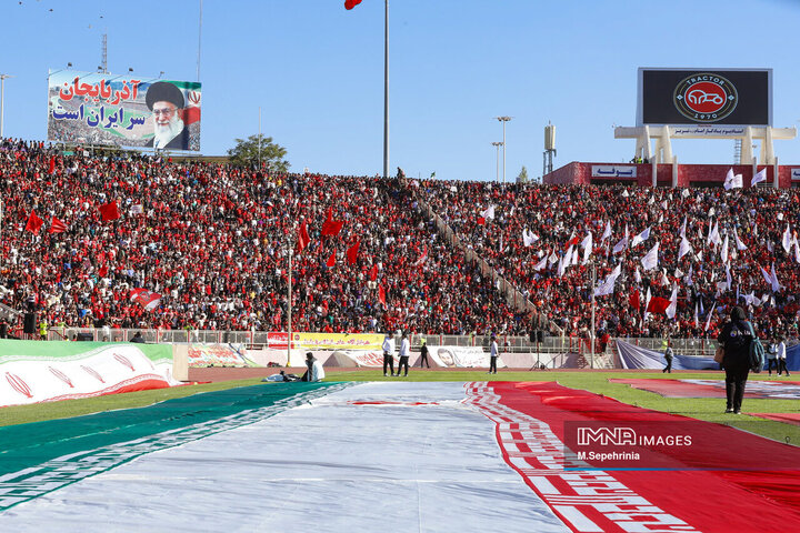 جشن قهرمانی تراکتور