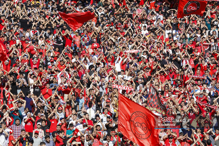 جشن قهرمانی تراکتور