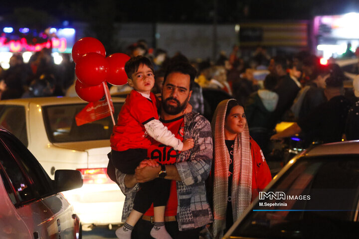 جشن قهرمانی تراکتور
