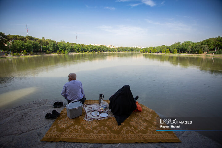 زاینده‌رود حوالی 7 صبح