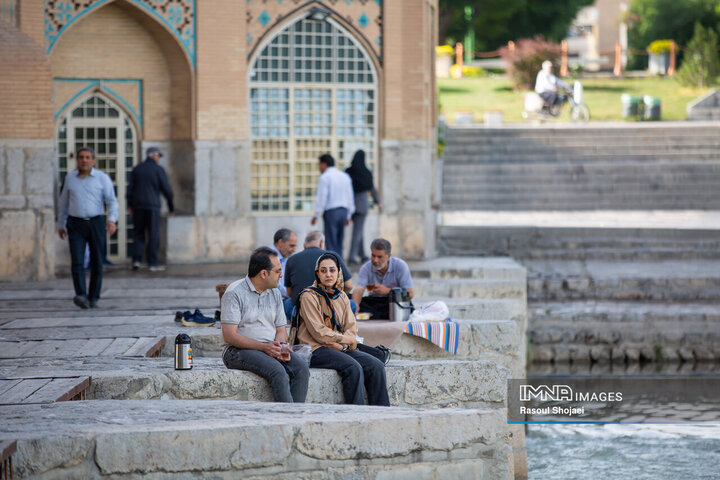 زاینده‌رود حوالی 7 صبح