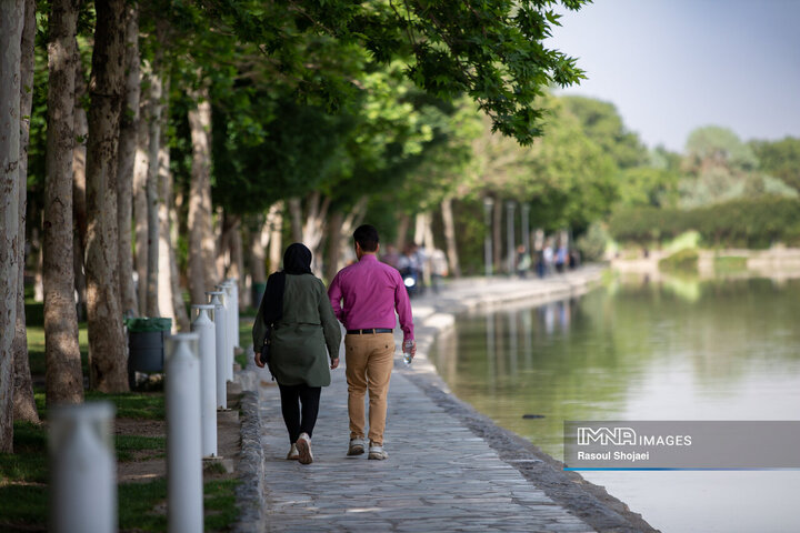 زاینده‌رود حوالی 7 صبح