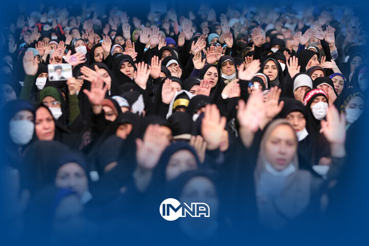 فیلم| همخوانی معلمان در دیدار با رهبر انقلاب