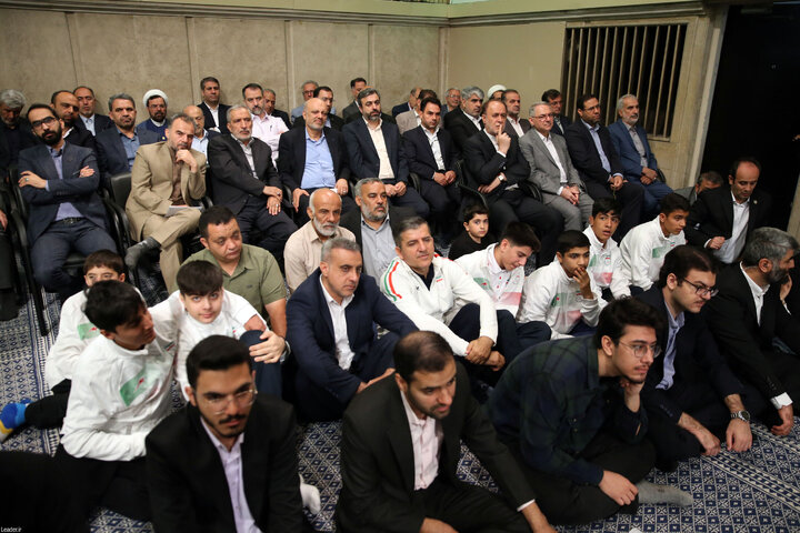 دیدار معلمان با رهبر معظم انقلاب