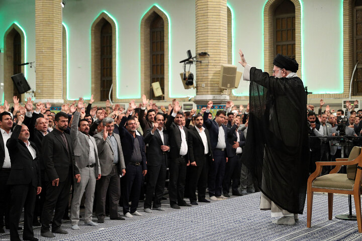 دیدار معلمان با رهبر معظم انقلاب