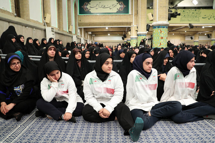 دیدار معلمان با رهبر معظم انقلاب