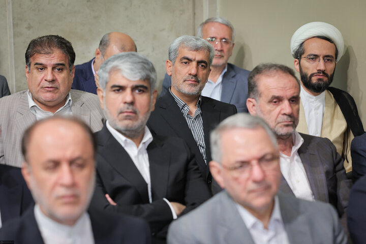 دیدار معلمان با رهبر معظم انقلاب