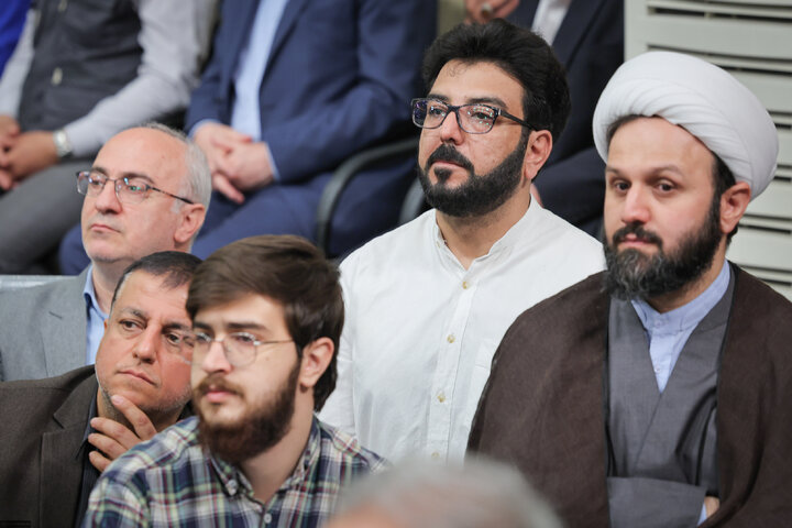 دیدار معلمان با رهبر معظم انقلاب