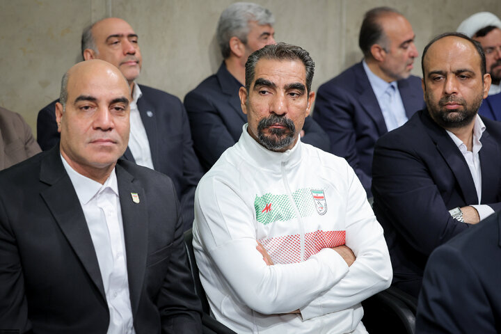 دیدار معلمان با رهبر معظم انقلاب