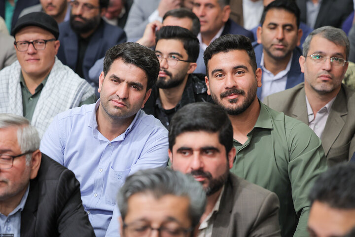 دیدار معلمان با رهبر معظم انقلاب