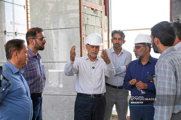بازدید میدانی شهردار اصفهان از پروژه‌های شهری