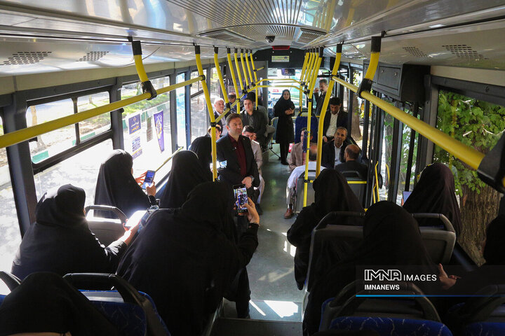 تور رسانه‌ای بازدید خبرنگاران از پروژه‌های شهری شهرکرد