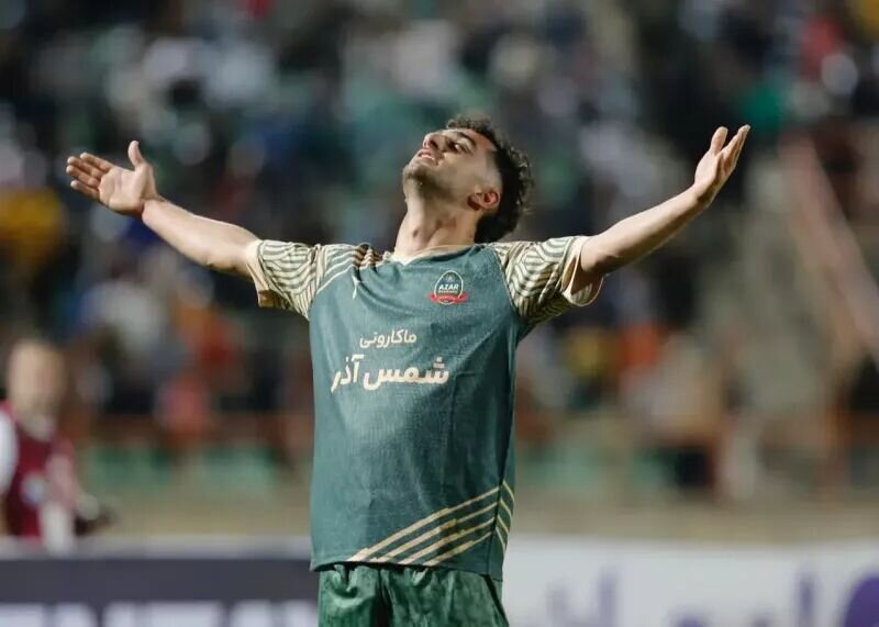 یک انتقال، هزاران حاشیه؛ فخریان چگونه پرسپولیسی شد؟