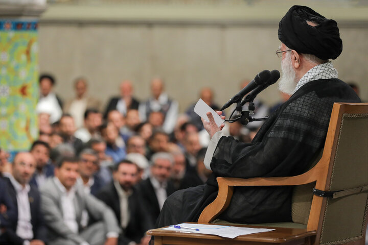 دیدار معلمان با رهبر معظم انقلاب