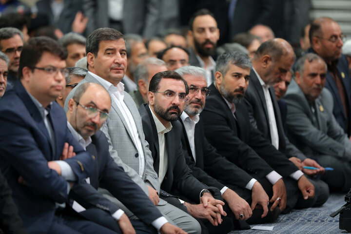 دیدار معلمان با رهبر معظم انقلاب