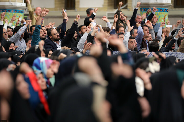 دیدار معلمان با رهبر معظم انقلاب