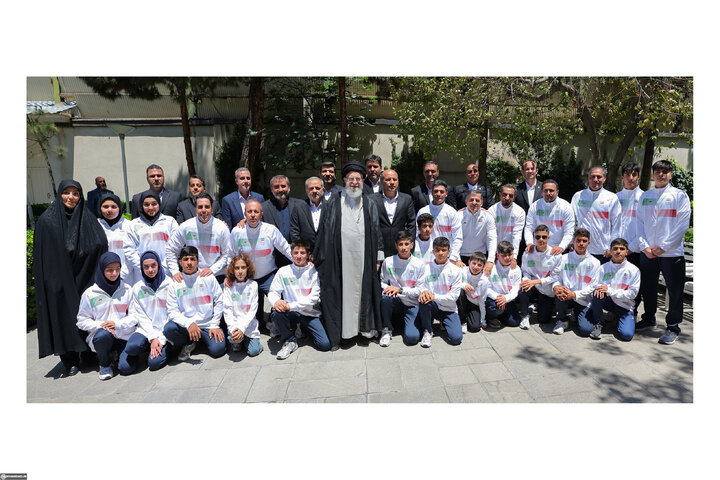 دیدار معلمان با رهبر معظم انقلاب