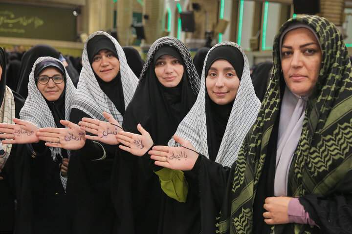 دیدار معلمان با رهبر معظم انقلاب