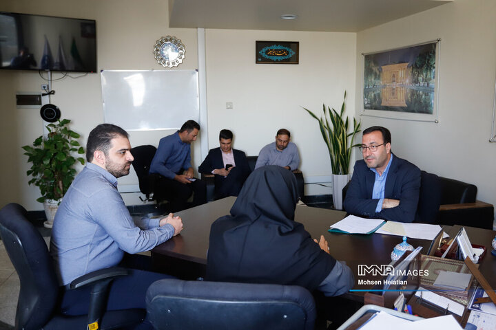 حضور مدیر منطقه 11 شهرداری اصفهان در خبرگزاری ایمنا