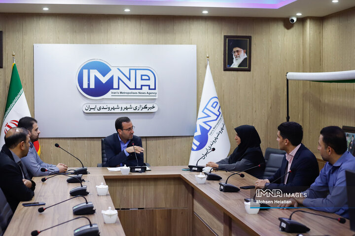 حضور مدیر منطقه 11 شهرداری اصفهان در خبرگزاری ایمنا