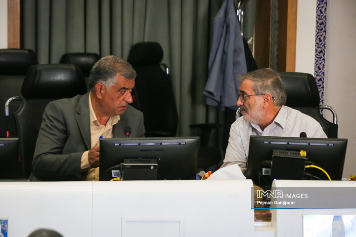 صحن علنی شورای شهر اصفهان