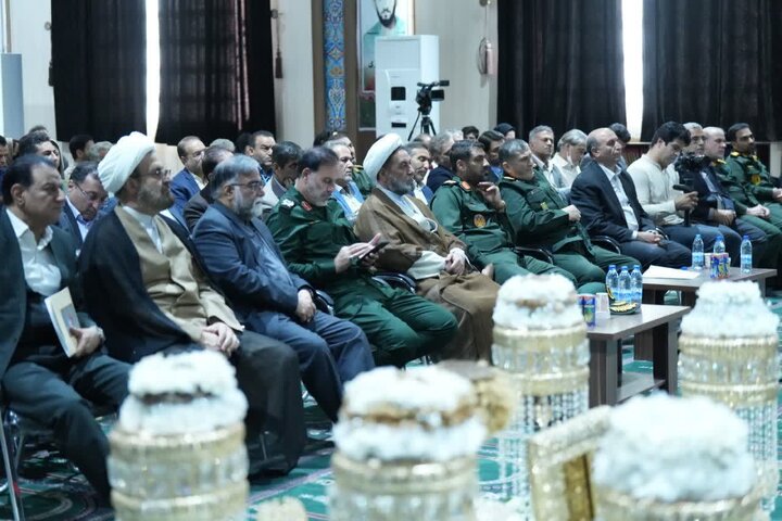 رسیدگی به مشکلات مردم باید در اولویت فعالیت گروه‌های جهادی باشد