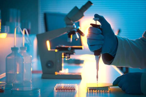 لیست بهترین آزمایشگاه‌ های تهران برای آزمایش‌ های ژنتیکی در سال ۱۴۰۴