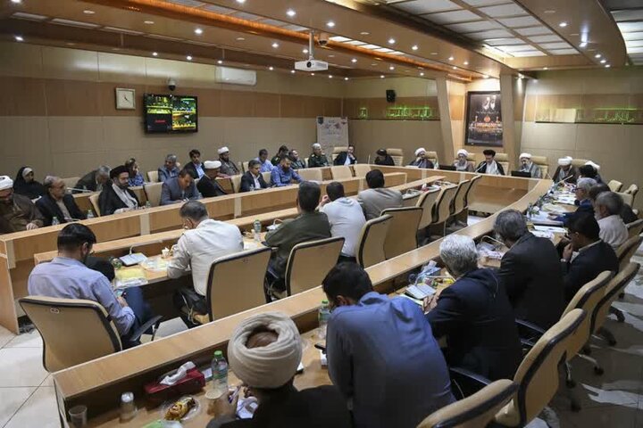 ضرورت برگزاری جشن‌های عید غدیر با تأثیری جهانی