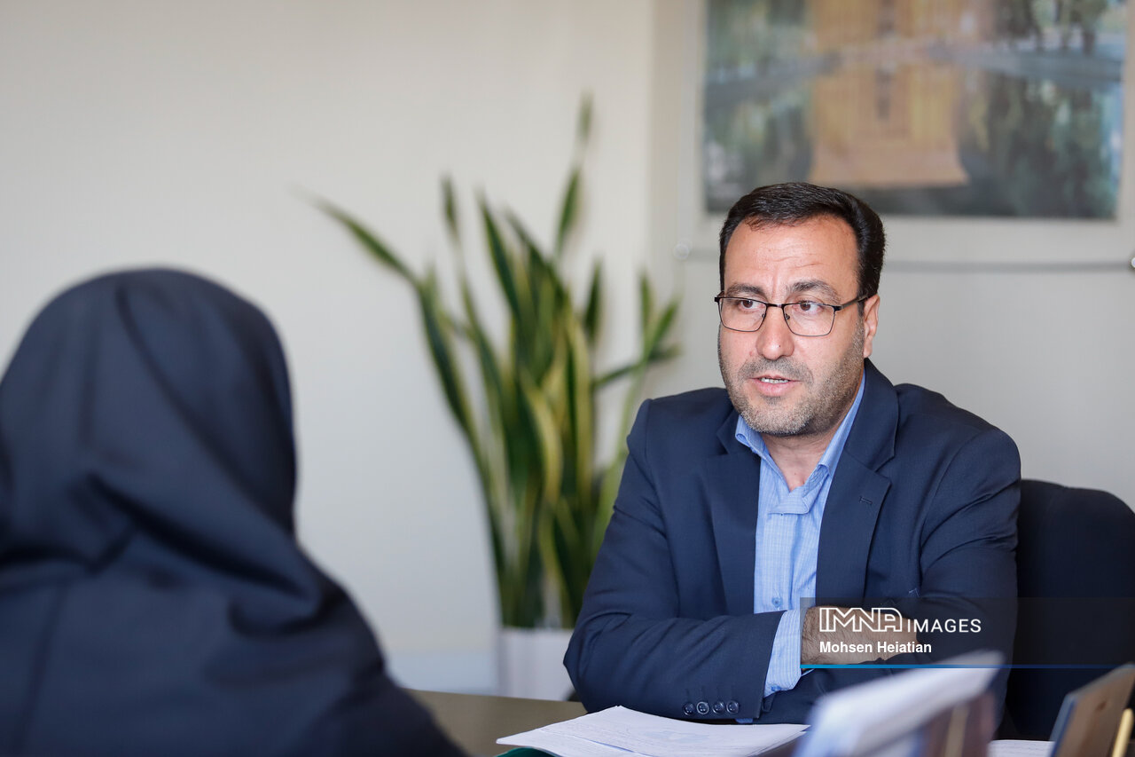 پایان انتظار ۲۰ پرونده بلاتکلیف در منطقه ۱۱ اصفهان/ مترو به رهنان می‌رسد