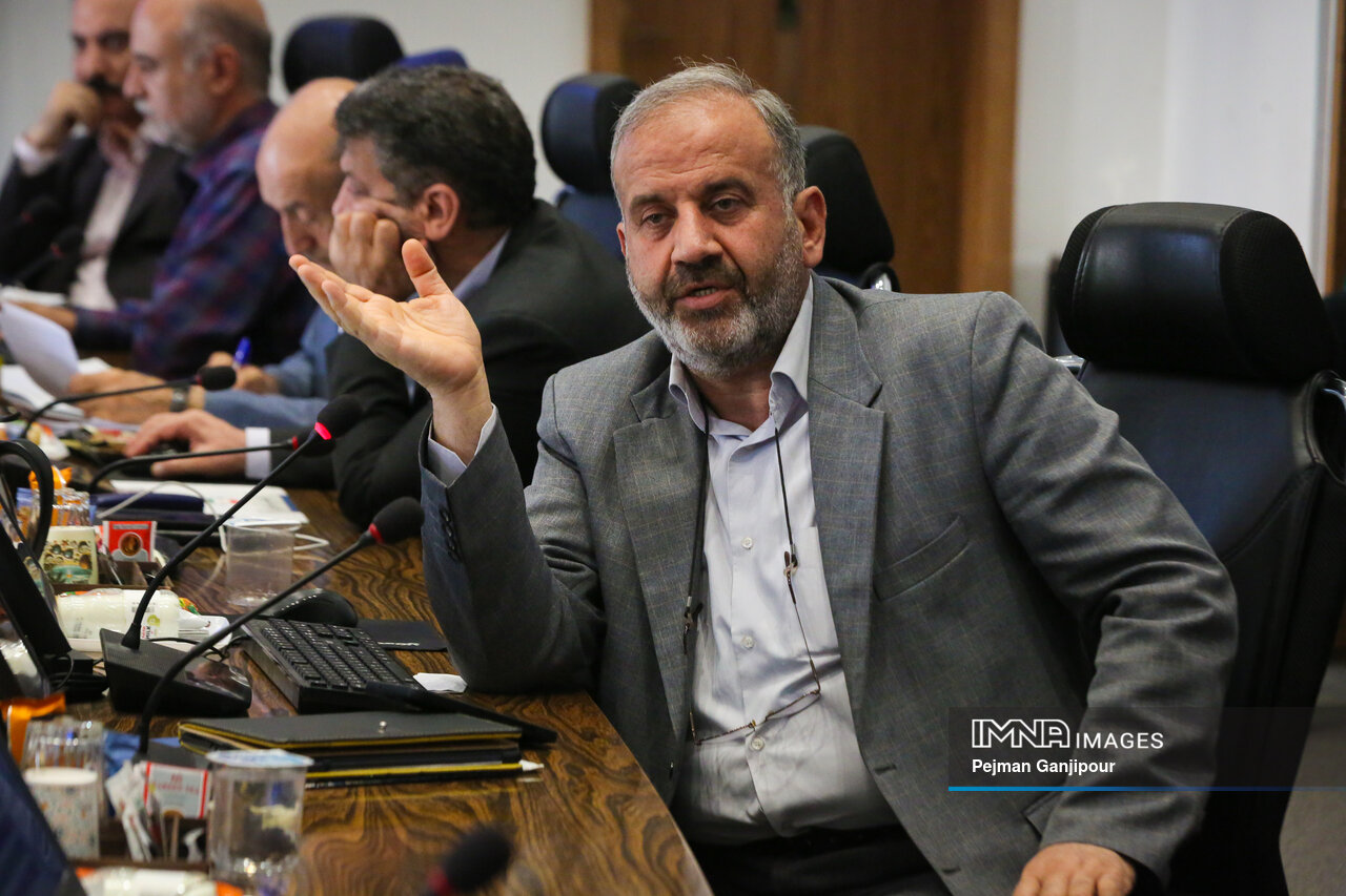 چالشها و راهکارهای بازآفرینی بافتهای تاریخی شهرها