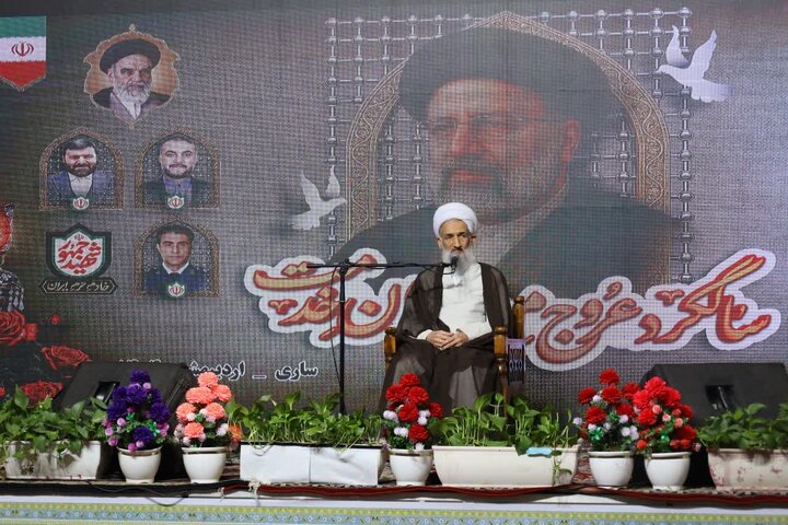 شهید رئیسی در برابر مردم تواضع مثال‌زدنی داشت