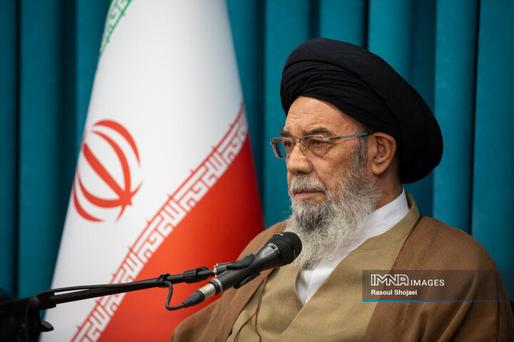 دیدار مدیران روابط عمومی شهرداری اصفهان با امام جمعه اصفهان