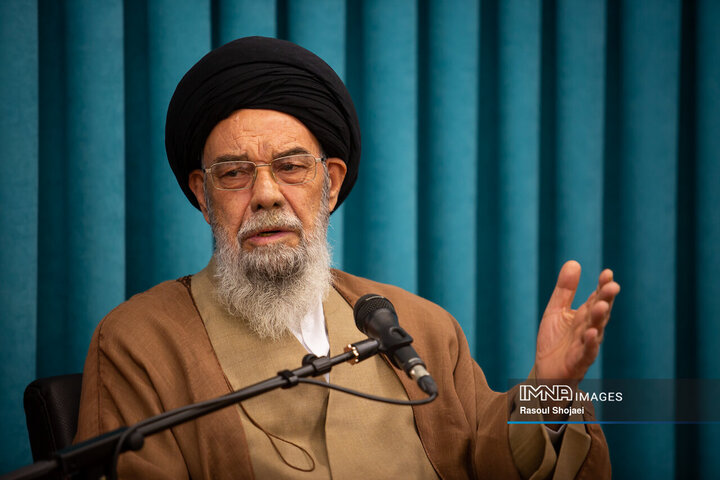 دیدار مدیران روابط عمومی شهرداری اصفهان با امام جمعه اصفهان